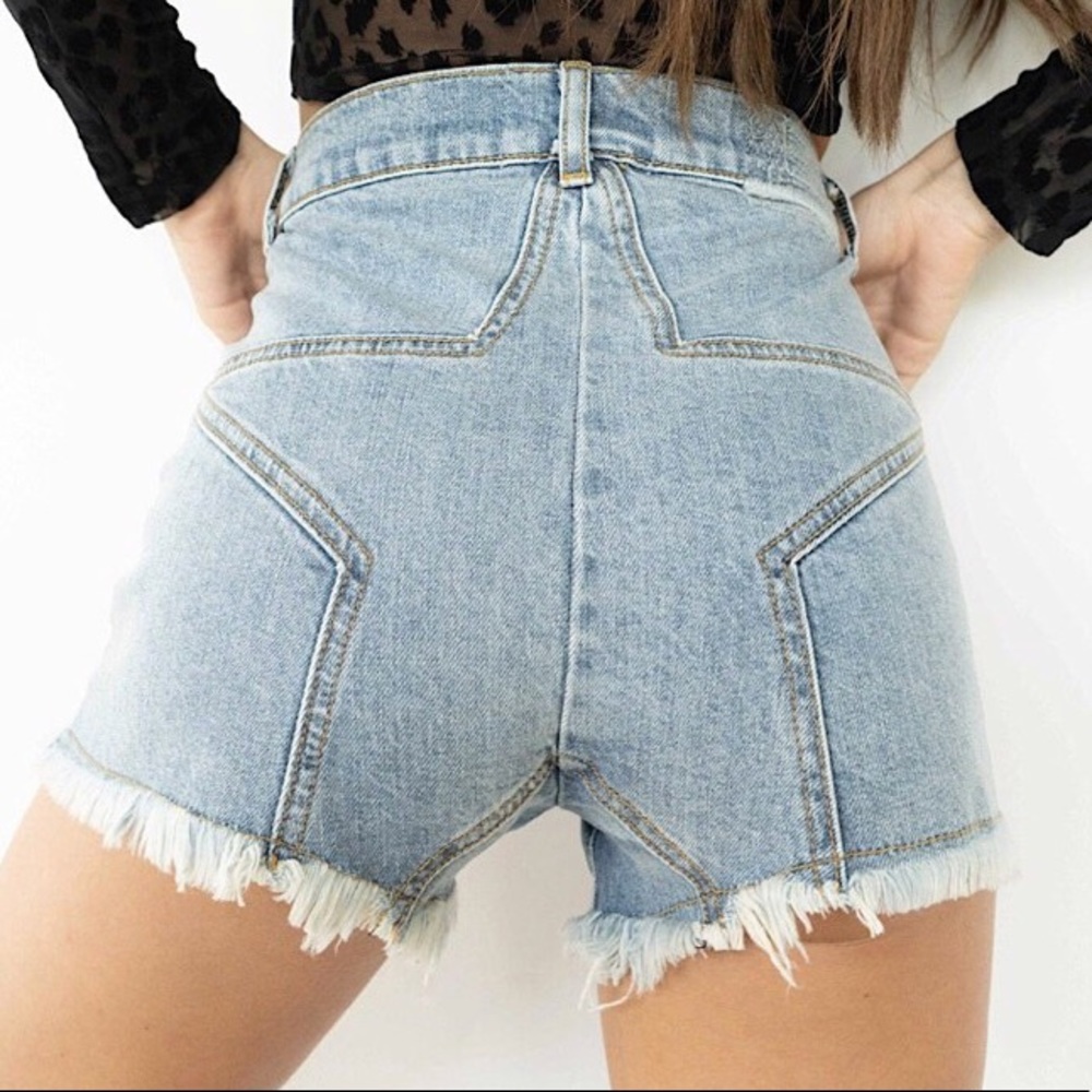 Star Shorts